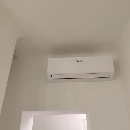 Apartamento Cher Ferraris Trieste